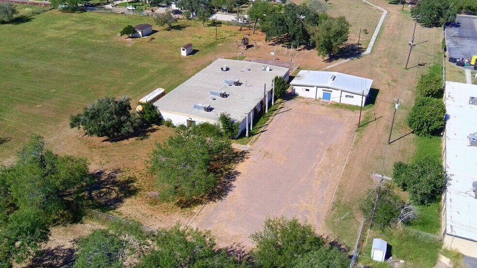 More Photos Of 1214 S Bridge Ave, Weslaco Schools For Sale