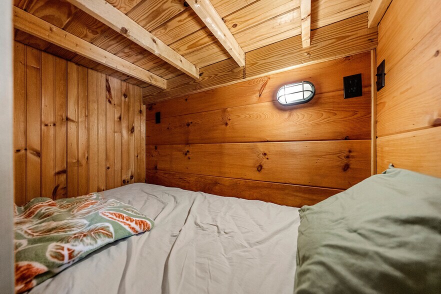 More Photos Of 1638 Old Minor Rd, Culloden Specialty For Sale