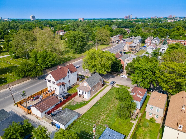 More Photos Of 7112 S University Ave, Chicago Land For Sale