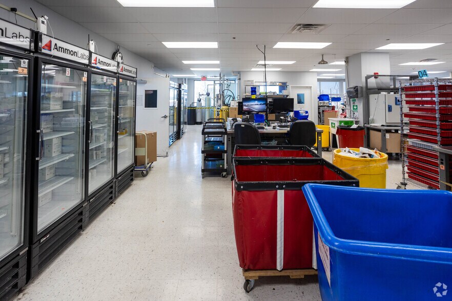 More Photos Of 35 E Blancke St, Linden Medical For Lease