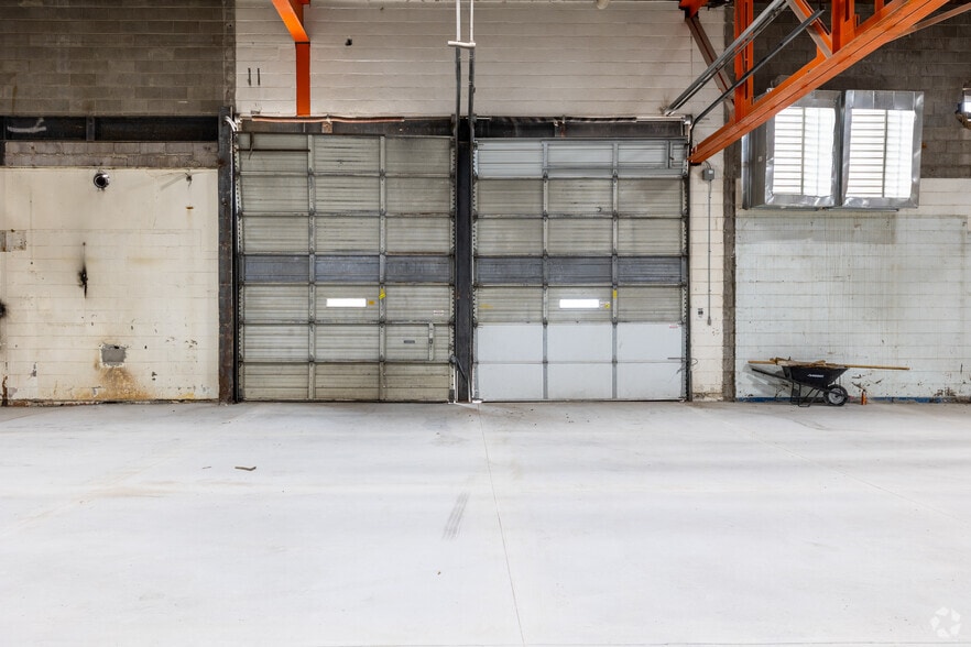 More Photos Of 450 25th St, Greeley Manufacturing For Sale