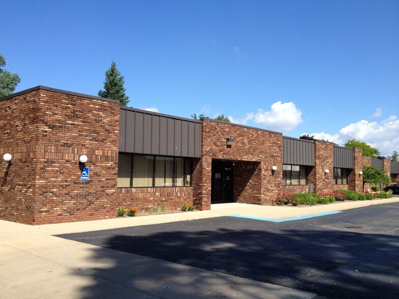 More Photos Of 32231 Schoolcraft Rd, Livonia Medical For Lease