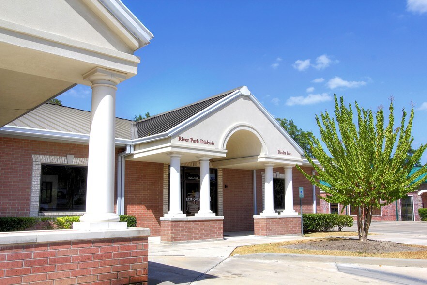 More Photos Of 2010 S Loop 336 W, Conroe Medical For Sale