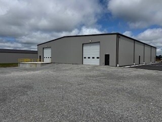 More Photos Of 1925 Filiatreau Ln, Bardstown Warehouse For Lease