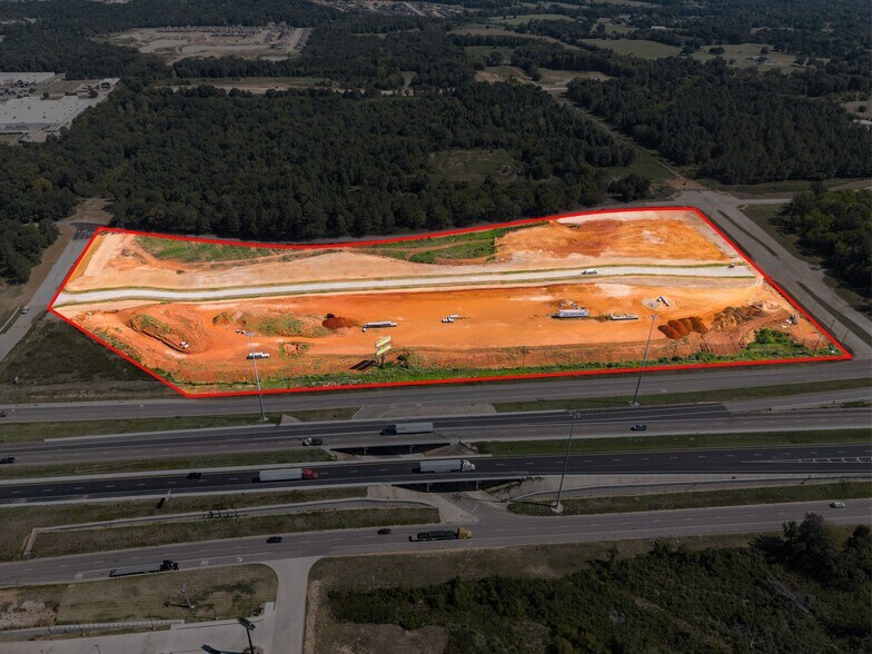 More Photos Of NEQ I-20 & US Hwy 69 hwy, Lindale Land For Sale