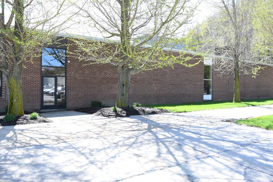 More Photos Of 401 Broad St, Johnstown Manufacturing For Lease