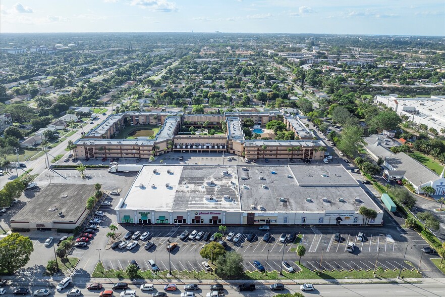 More Photos Of 2647-2699 N State Road 7, Lauderhill Storefront For Lease