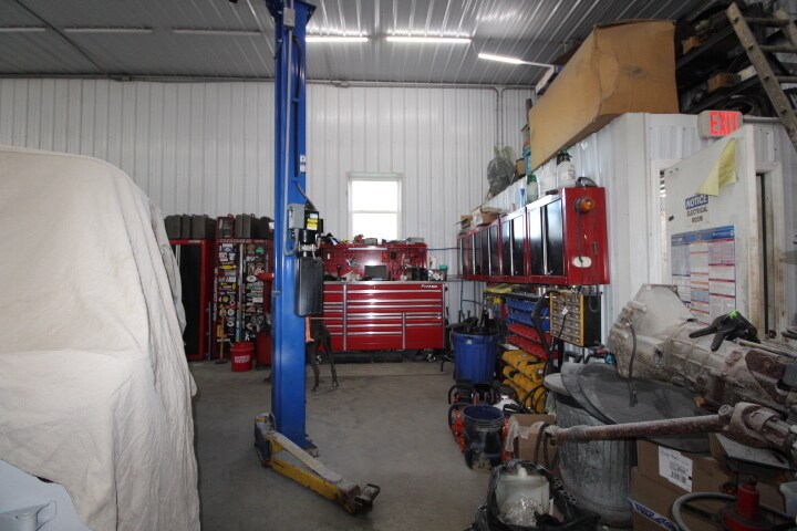More Photos Of 2800 NY-49, West Monroe Auto Repair For Sale