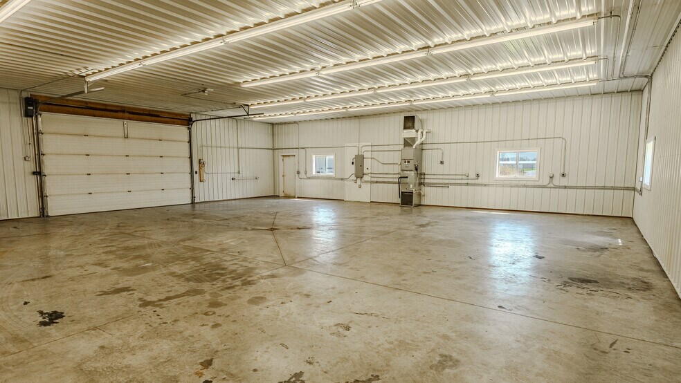 More Photos Of 608 Kenton, Reynolds Industrial For Sale