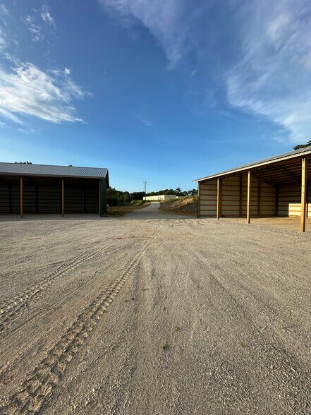 More Photos Of 825 Airport Dr, Alexander City Land For Lease