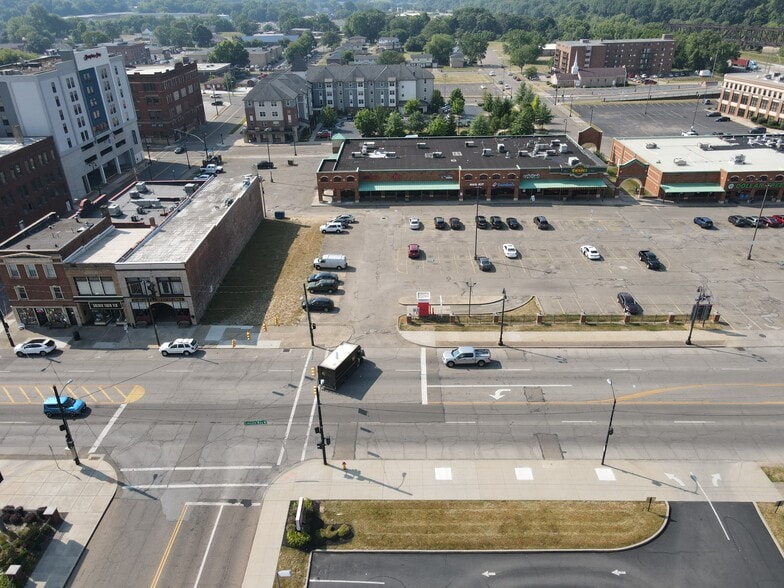 More Photos Of 129 Lincoln Way W, Massillon Land For Lease
