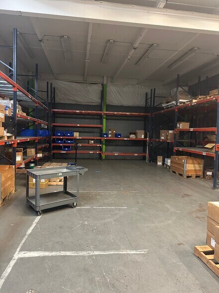 More Photos Of 3114 William Flynn Hwy, Glenshaw Warehouse For Lease