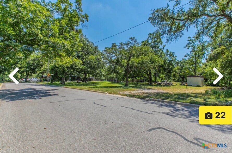 More Photos Of 200 Whitsett St, Belton Land For Sale