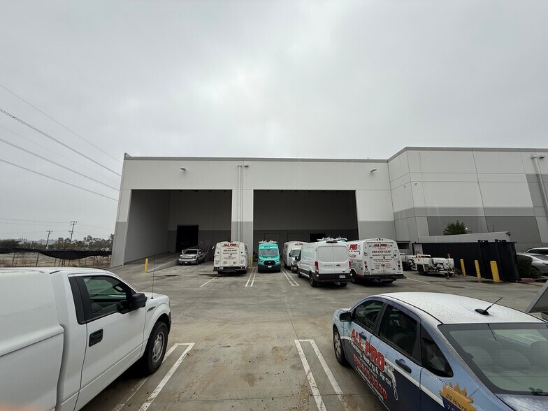 More Photos Of 5001 Ontario Mills Pky, Ontario Warehouse For Sale