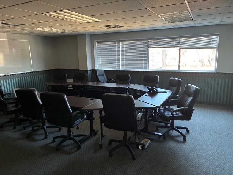 More Photos Of 491 Airbase Rd, Mountain Home Freestanding For Lease