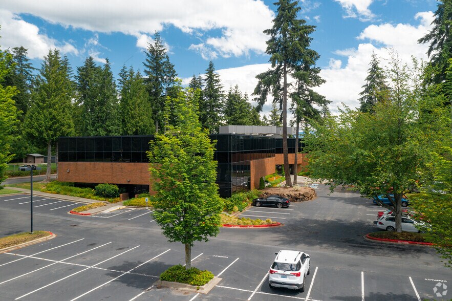 More Photos Of 3350 161st Ave SE, Bellevue Medical For Sale