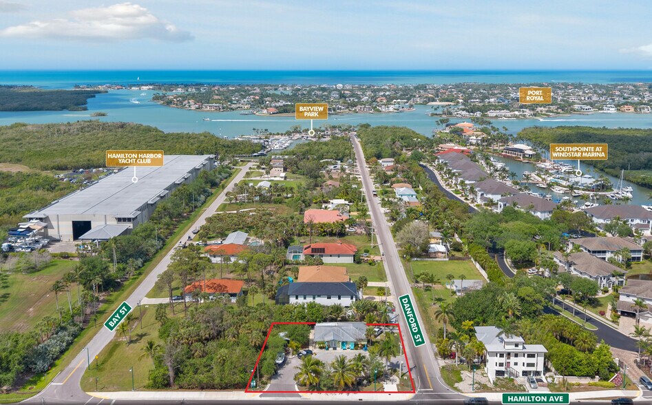 More Photos Of 2052 Danford St, Naples Storefront For Sale