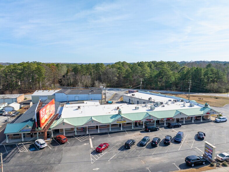 More Photos Of 4814 Stone Mountain Hwy, Lilburn Unknown For Lease