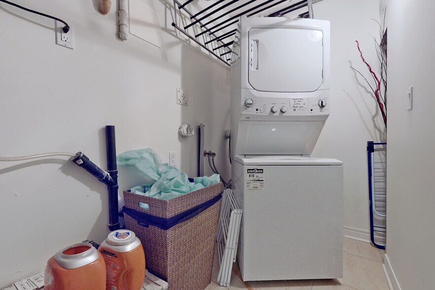 More Photos Of 4801 Keele St, Toronto Warehouse For Sale