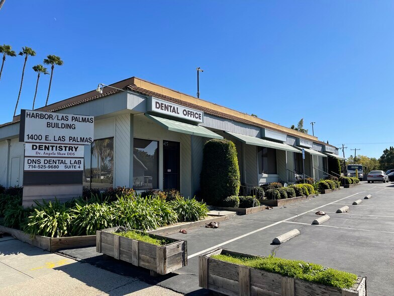 More Photos Of 1540-1546 Harbor Blvd, Fullerton Unknown For Lease