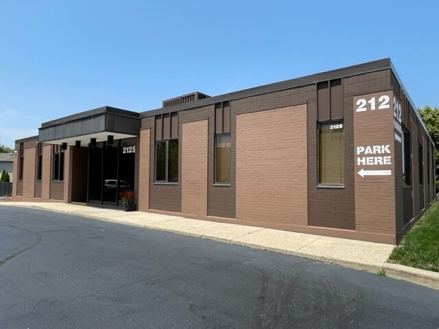 Primary Photo Of 212 S Milwaukee Ave, Wheeling Unknown For Lease