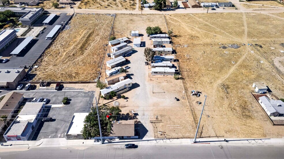 More Photos Of 11398 Bartlett Ave, Adelanto Contractor Storage Yard For Sale