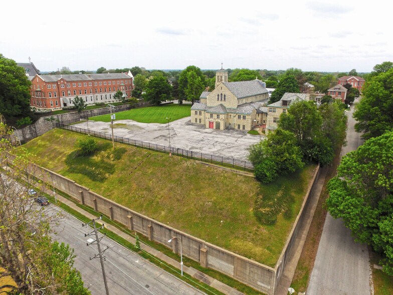More Photos Of 6300 Minnesota Ave, Saint Louis Religious Facility For Sale