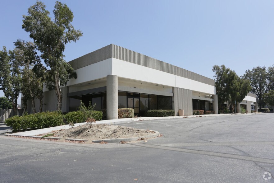 Primary Photo Of 1701-1755 Orange Tree Ln, Redlands Office For Lease