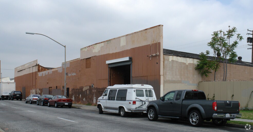 More Photos Of 2231 Randolph St, Huntington Park Manufacturing For Lease