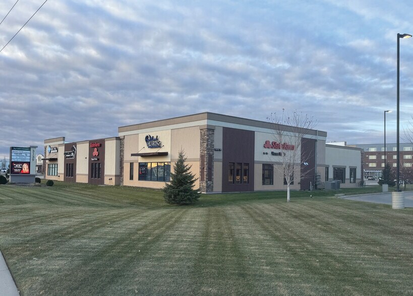 Primary Photo Of 3139 Bluestem Dr, West Fargo Freestanding For Lease