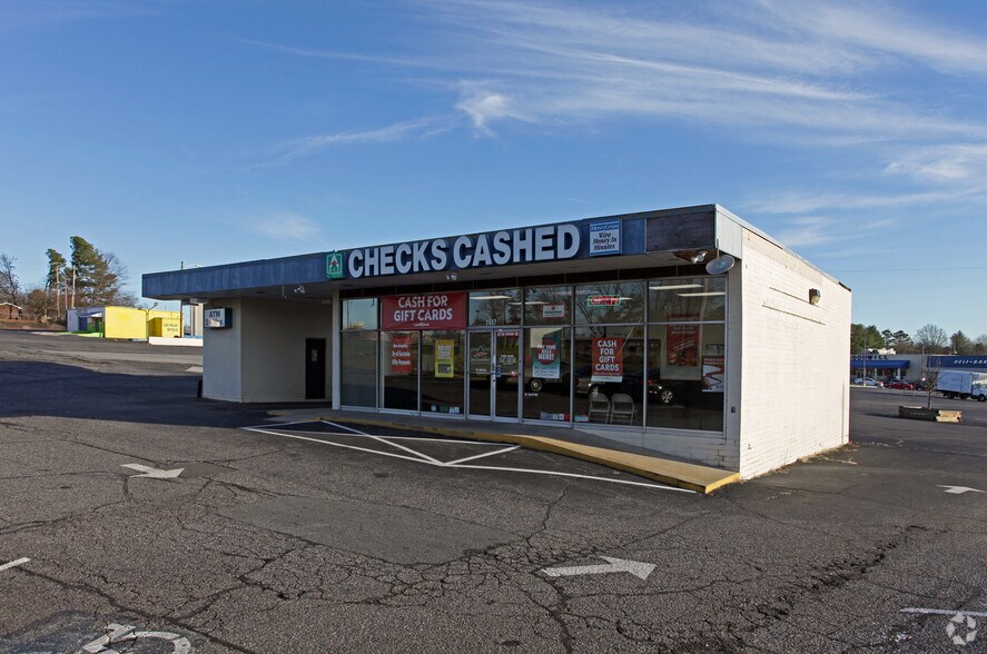 More Photos Of 2500 W Franklin Blvd, Gastonia Unknown For Lease