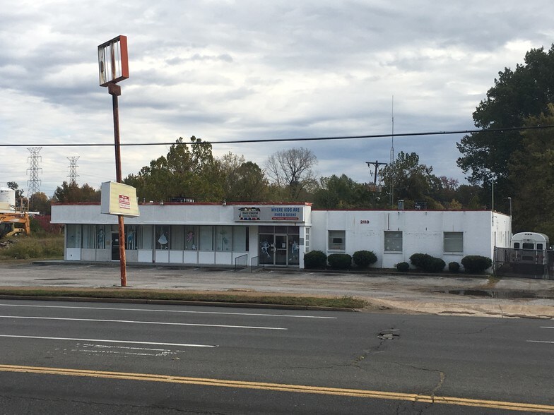 More Photos Of 2100 Airways Blvd, Memphis Daycare Center For Sale