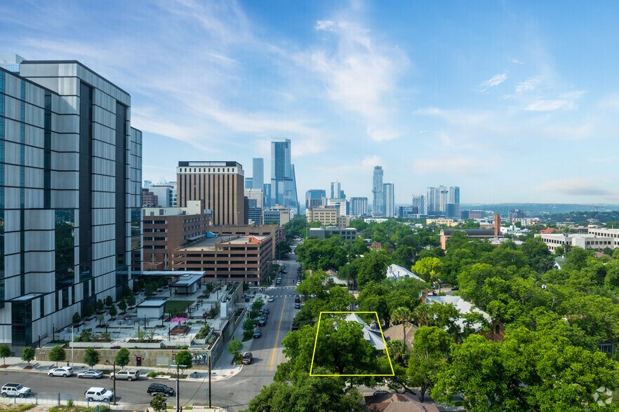 More Photos Of 1716 San Antonio St, Austin Loft Creative Space For Sale