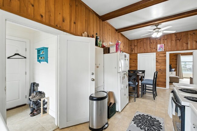 More Photos Of 575 Myrtle St, Half Moon Bay Apartments For Sale