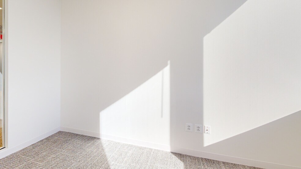 More Photos Of 6400 Arlington Blvd, Falls Church Unknown For Lease