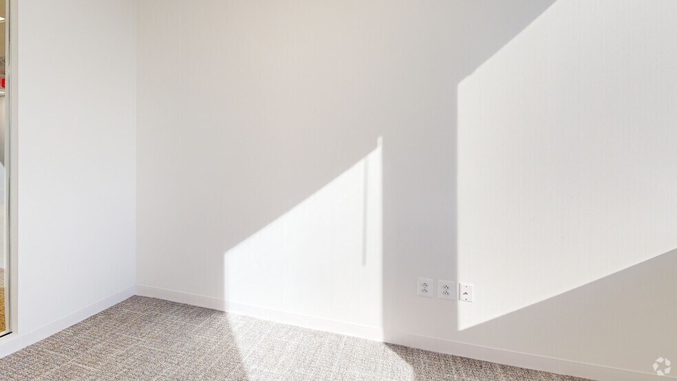 More Photos Of 6400 Arlington Blvd, Falls Church Unknown For Lease