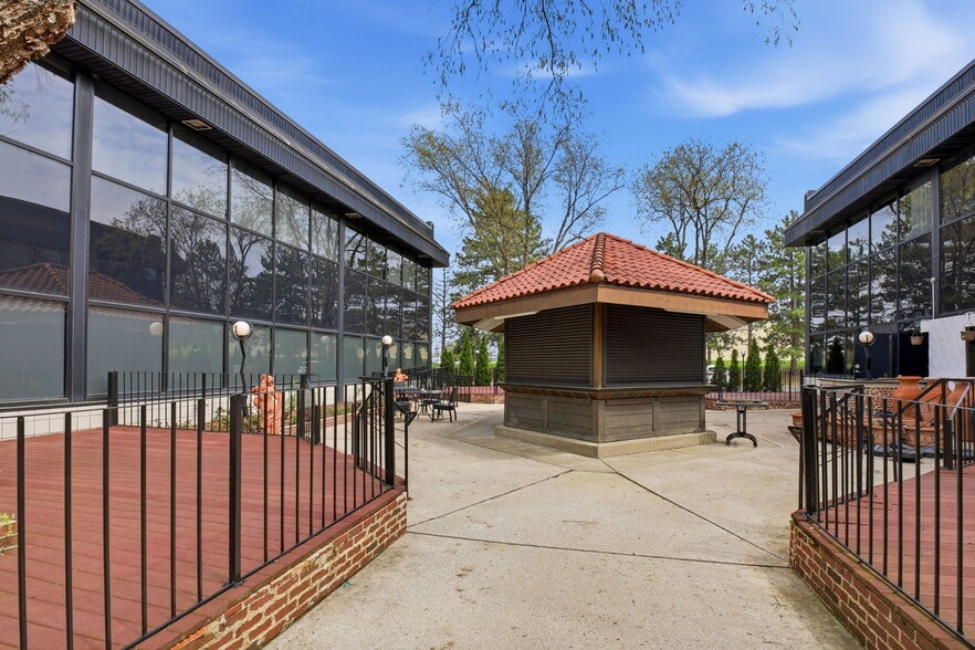 More Photos Of 24610 Detroit Rd, Westlake Office For Sale