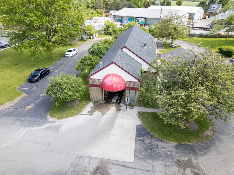 Primary Photo Of 660 E Michigan Ave, Saline Carwash For Sale