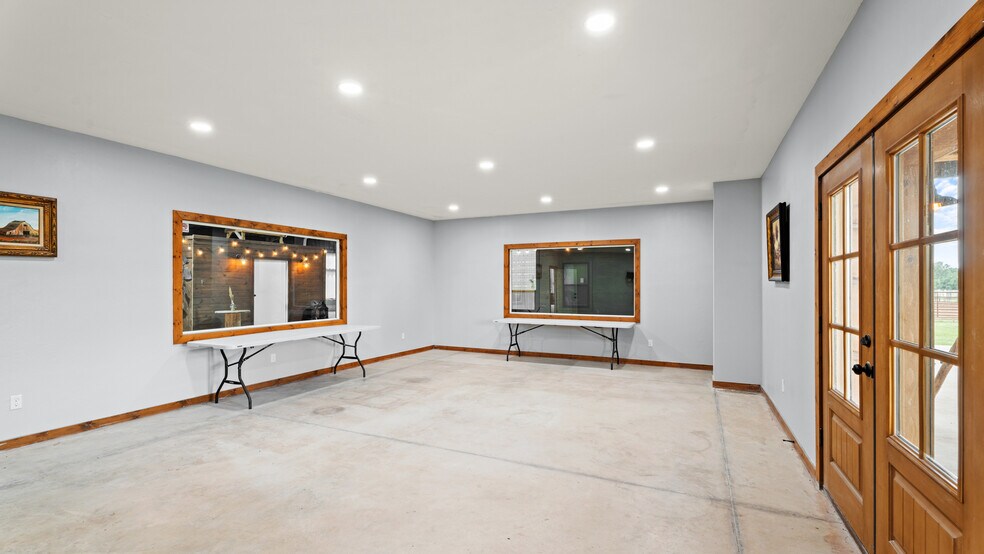 More Photos Of 20500 N 2810 Rd, Kingfisher Lodge Meeting Hall For Sale