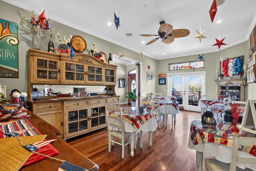 More Photos Of 95 S Ocean Ave, Cayucos Hospitality For Sale