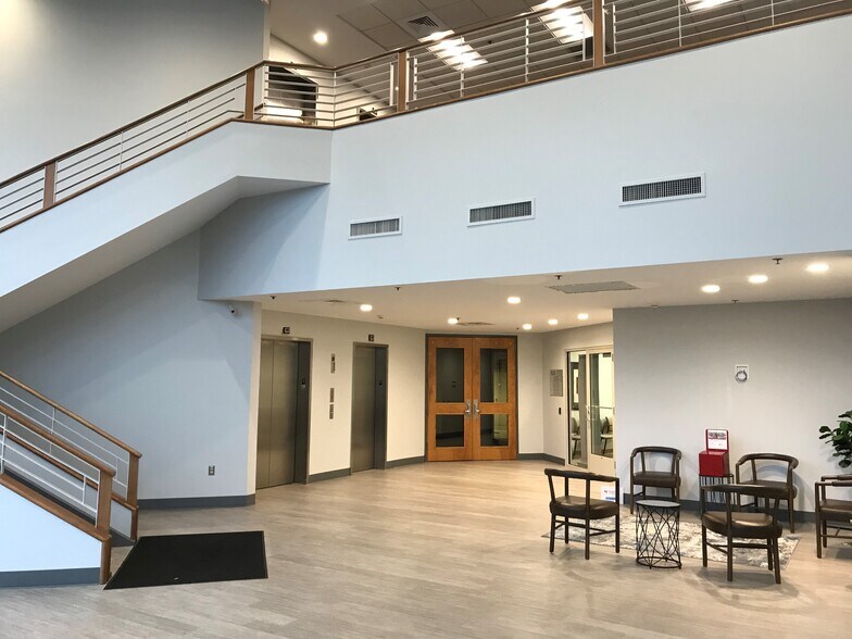 More Photos Of 236 Brodhead Rd, Bethlehem Medical For Lease