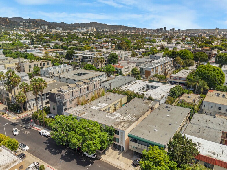 More Photos Of 944 N Orange Grove Ave, Los Angeles Apartments For Sale