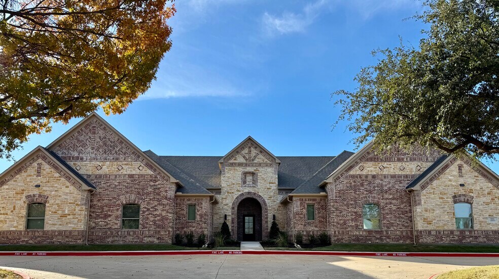 Primary Photo Of 3411 Cross Timbers Rd, Flower Mound Office For Lease