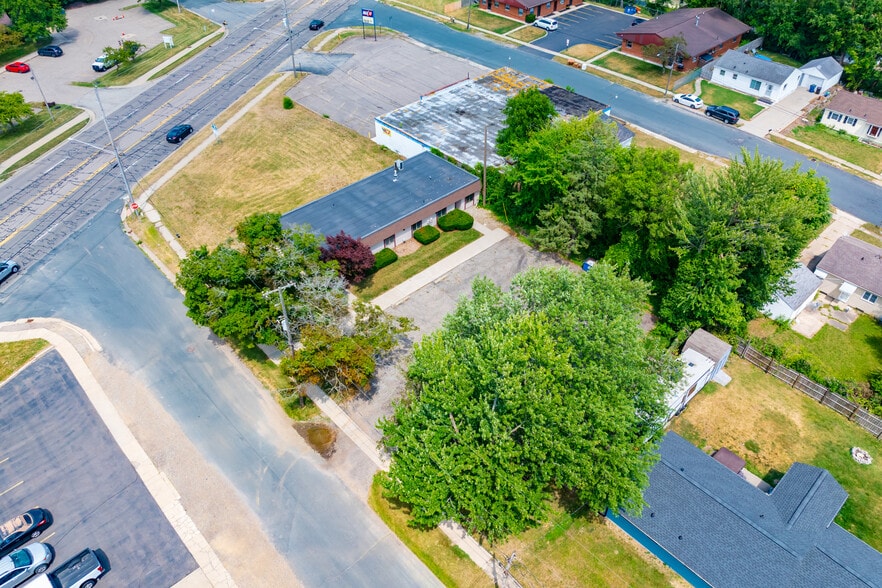More Photos Of 1516 Trimble Ave, Kalamazoo Office For Sale