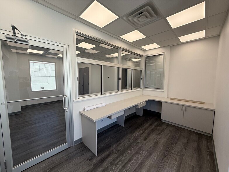 More Photos Of 2460-2462 Flatbush Ave, Brooklyn Medical For Lease
