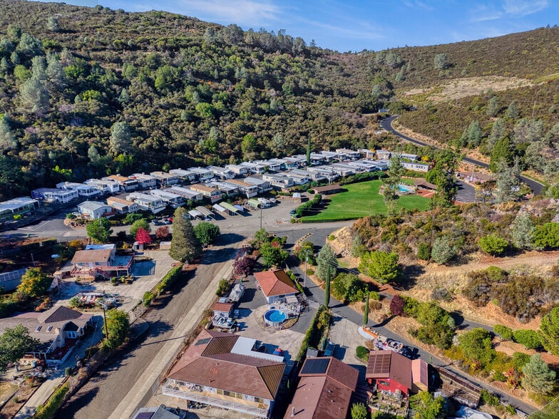 More Photos Of 11270 Konocti Vista Dr, Lower Lake Manufactured Housing Mobile Home Park For Sale