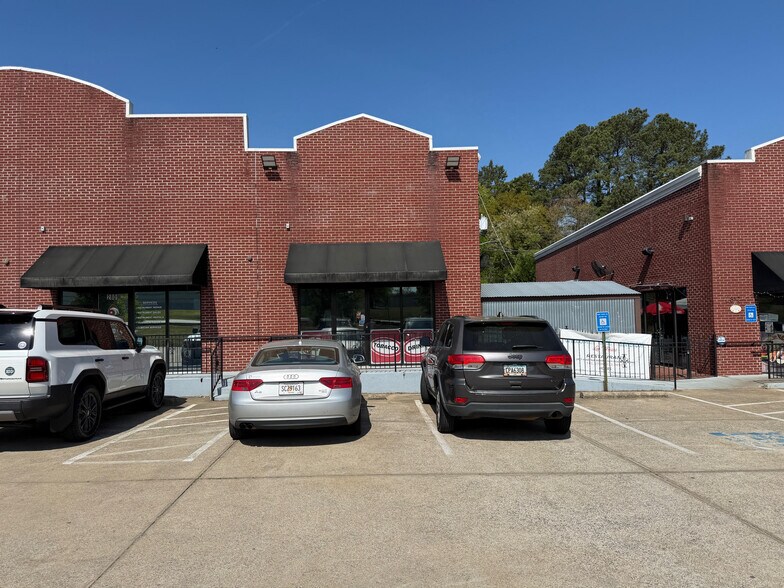 More Photos Of 2811 Martha Berry Hwy NW, Rome General Retail For Lease