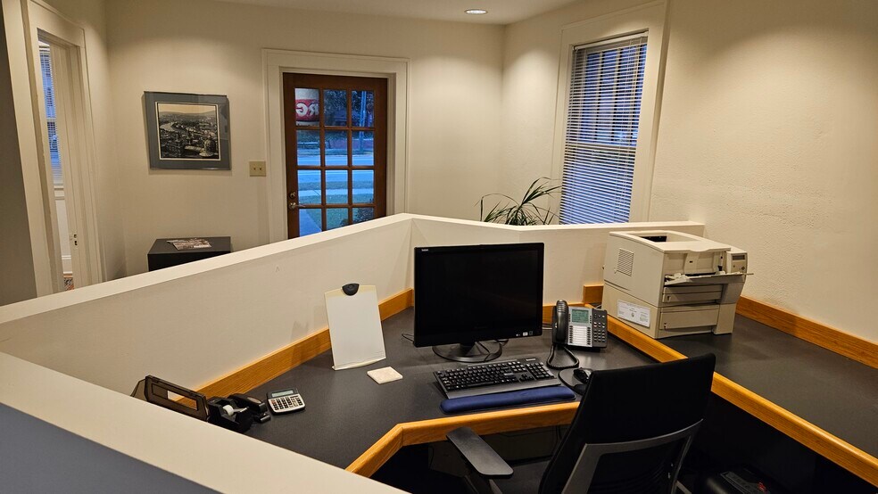 More Photos Of 1002 Broad St, Durham Office For Sale
