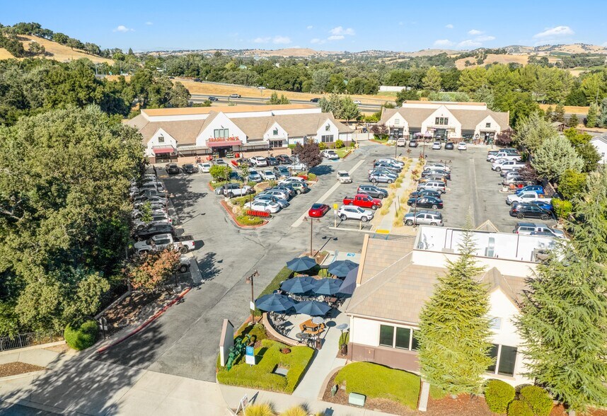 More Photos Of 1121 Rossi Rd, Templeton Freestanding For Lease