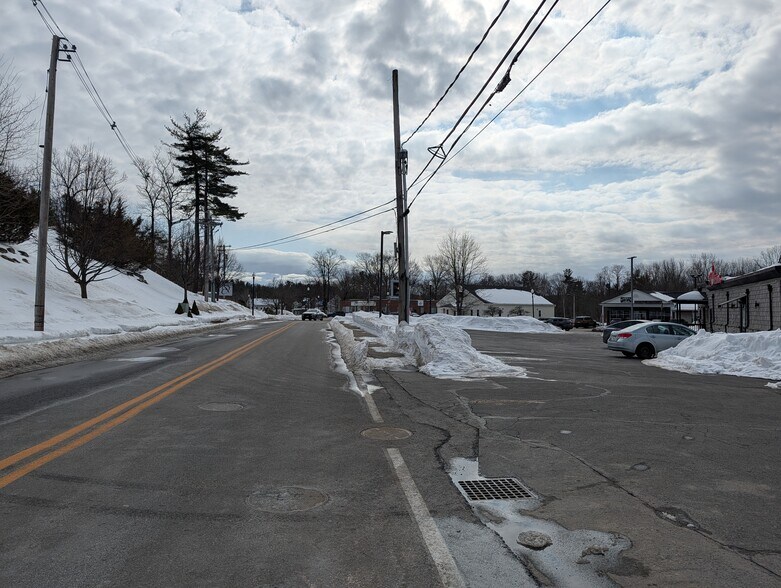 More Photos Of 1062 Main St, Holden Restaurant For Sale